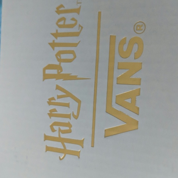 Meet your Posher, Maria - Picture 1 of 1